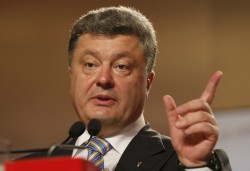 Порошенко связал украинскую коррупцию с СССР Порошенко связал украинскую коррупцию с СССР
