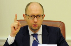 Яценюк заявил о победе Украины в Великой Отечественной Яценюк заявил о победе Украины в Великой Отечественной