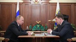 Глава Свердловской области подал в отставку