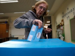 В Израиле проходят досрочные парламентские выборы В Израиле проходят досрочные парламентские выборы