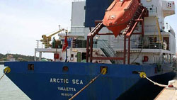 Захватчиков Arctic Sea обвиняют в пиратстве Захватчиков Arctic Sea обвиняют в пиратстве