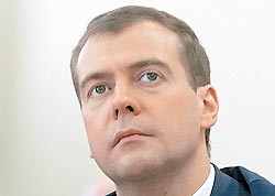 Медведева выдвинули на пост президента Медведева выдвинули на пост президента