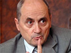 Ян Чарногурский: «НАТО будет медленно распадаться» Ян Чарногурский: «НАТО будет медленно распадаться»