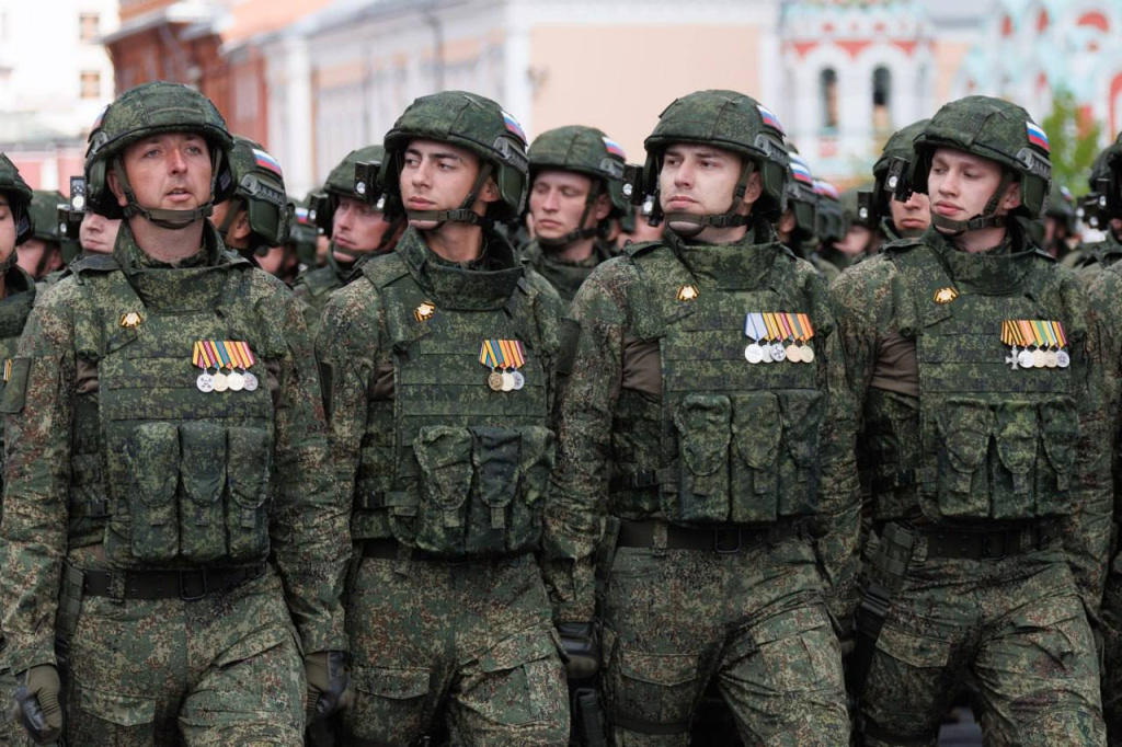 парад моск.jpg