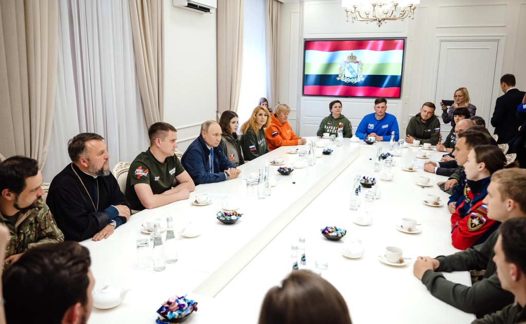 maVZPegkH546luxDyA1q7A35FI8jNLCf.jpg