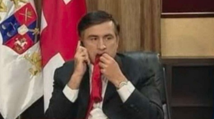 QhF5EDPeOzKX50ci.jpg