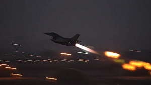 Нидерланды разрешили ВСУ применять F-16 над Россией Нидерланды разрешили ВСУ применять F-16 над Россией