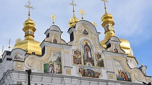 Суд не поддержал монахов Киево-Печерской лавры в споре с государством Суд не поддержал монахов Киево-Печерской лавры в споре с государством