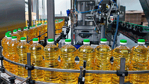 После заморозки цен на сахар и масло в магазинах начался дефицит После заморозки цен на сахар и масло в магазинах начался дефицит