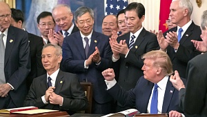 США и Китай заключили первую часть торговой сделки США и Китай заключили первую часть торговой сделки