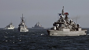 Боевые корабли НАТО направляются в Чёрное море Боевые корабли НАТО направляются в Чёрное море