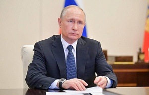 Путин объявил о переносе парада Победы Путин объявил о переносе парада Победы