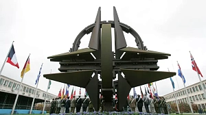 Члены НАТО провели тайную встречу по Украине Члены НАТО провели тайную встречу по Украине