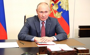 Путин: Украину превращают в антипода России Путин: Украину превращают в антипода России