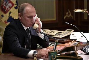 Путин провёл телефонные переговоры с Макроном Путин провёл телефонные переговоры с Макроном