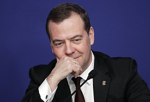 Медведев: новые санкции ЕС спровоцируют революционную ситуацию в мире Медведев: новые санкции ЕС спровоцируют революционную ситуацию в мире