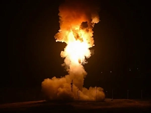 ВВС США уничтожили МБР Minuteman III во время испытаний ВВС США уничтожили МБР Minuteman III во время испытаний