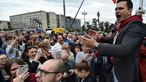 Протесты в Москве и Гонконге: по общим методичкам