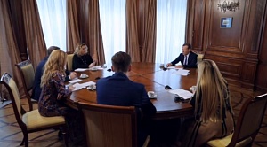 Медведев: угроза ядерного конфликта не миновала Медведев: угроза ядерного конфликта не миновала