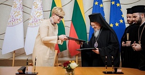 Литва и Константинопольский патриархат подписали договор о сотрудничестве Литва и Константинопольский патриархат подписали договор о сотрудничестве