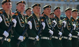 Путин поручил проиндексировать зарплаты военных и силовиков выше инфляции Путин поручил проиндексировать зарплаты военных и силовиков выше инфляции