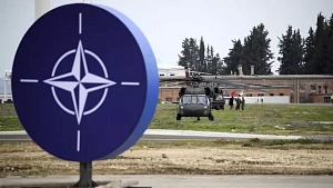 Эксперты из США и Канады: лучшим подарком миру к юбилею НАТО станет ее роспуск