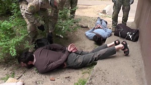 В семи регионах прошли обыски по делу о финансировании ИГ В семи регионах прошли обыски по делу о финансировании ИГ