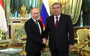 Путин и Рахмон провели переговоры в Кремле Путин и Рахмон провели переговоры в Кремле