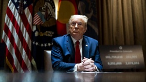 Трамп допустил полный разрыв отношений с Китаем Трамп допустил полный разрыв отношений с Китаем