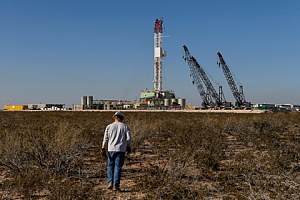 Американцы вынужденно сокращают добычу нефти