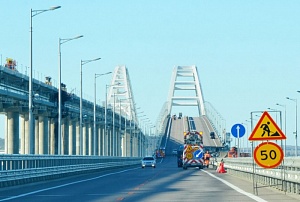 Мишустин поручил  восстановить Крымский мост к июлю 2023 года