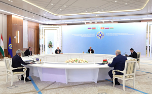 Путин: Москва подбирает цели на Украине для поражения «Орешником» Путин: Москва подбирает цели на Украине для поражения «Орешником»