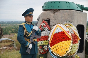 В Южной Осетии почтили память защитников Цхинвала В Южной Осетии почтили память защитников Цхинвала