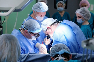 В Боткинской больнице впервые провели трансплантацию сердца