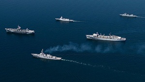 Китай разрешил своим ВМС атаковать американские корабли без предупреждения Китай разрешил своим ВМС атаковать американские корабли без предупреждения