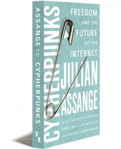 Ассанж пишет книгу Ассанж пишет книгу