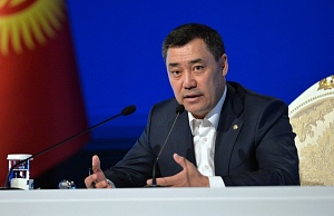 Президент Киргизии отказался менять статус русского языка в республике Президент Киргизии отказался менять статус русского языка в республике