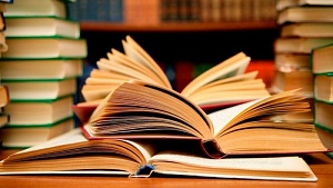 В Москве наградили лауреатов премии «Лучшие книги и издательства года – 2020» В Москве наградили лауреатов премии «Лучшие книги и издательства года – 2020»