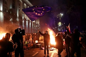 «Евромайдан» в Тбилиси «Евромайдан» в Тбилиси