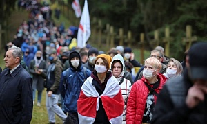 «Мы на войне не с Лукашенко, мы на войне с Русской империей» «Мы на войне не с Лукашенко, мы на войне с Русской империей»
