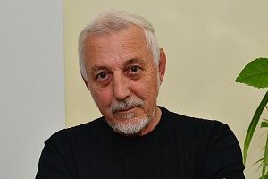 Виктор Кустов: «Но не все же измеряется деньгами!» Виктор Кустов: «Но не все же измеряется деньгами!»