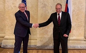 Представители РФ и США обсудили продление Договора о СНВ Представители РФ и США обсудили продление Договора о СНВ