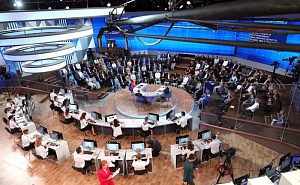 Кому – зрелище, кому – прозрение… Кому – зрелище, кому – прозрение…