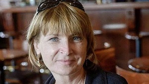 Лариса Садилова: «В Каннах мне говорили, что наконец-то увидели на экране светлую Россию…» Лариса Садилова: «В Каннах мне говорили, что наконец-то увидели на экране светлую Россию…»