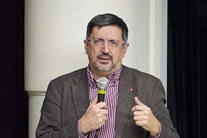 Преподаватель ВШЭ назвал русский язык «убогим» и «клоачным» Преподаватель ВШЭ назвал русский язык «убогим» и «клоачным»