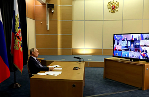 Путин: Россия борется на Украине с нелюдями-нацистами Путин: Россия борется на Украине с нелюдями-нацистами