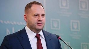 Глава Офиса Зеленского считает идиотами призывающих к миру не на условиях Киева Глава Офиса Зеленского считает идиотами призывающих к миру не на условиях Киева