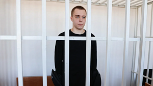 Суд в Грозном приговорил Журавеля к колонии за сожжение Корана Суд в Грозном приговорил Журавеля к колонии за сожжение Корана