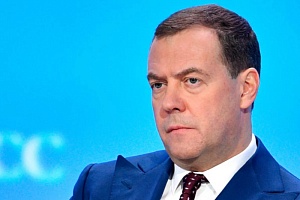 Медведев назвал пособниками террористов лидеров США, Британии, Франции и ФРГ Медведев назвал пособниками террористов лидеров США, Британии, Франции и ФРГ