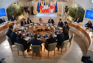 Bloomberg: страны G7 намерены «задушить энергетические проекты РФ» Bloomberg: страны G7 намерены «задушить энергетические проекты РФ»